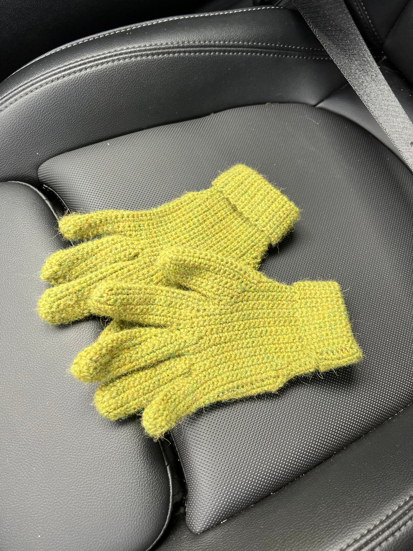 The Magic Gloves Pattern