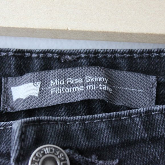 Levi's Black Mid Rise Skinny Jeans