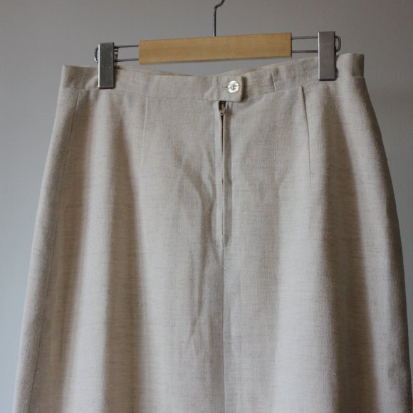 Vintage 70's Mid-Length Beige Skirt