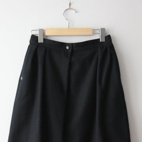 Vintage 80's Anne Marie Beretta Wool Black Skirt