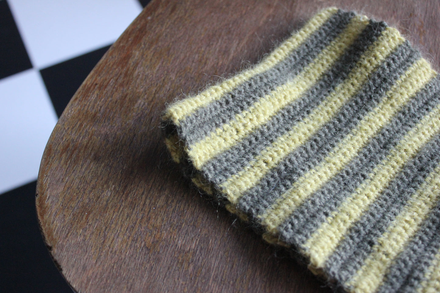 The Striped Neckwarmer (green & yellow edition)