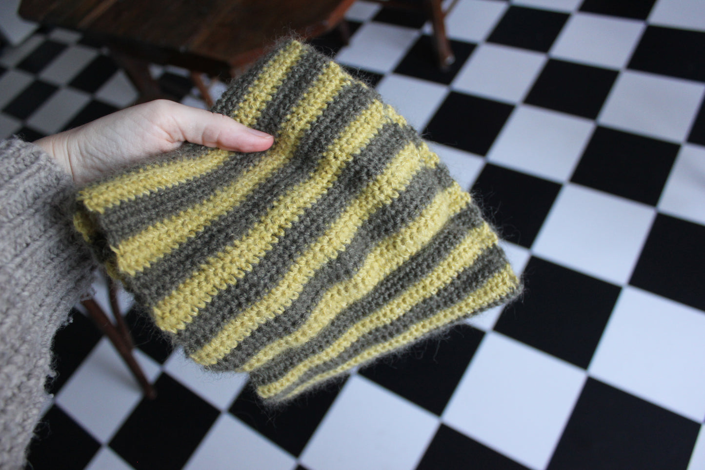 The Striped Neckwarmer (green & yellow edition)