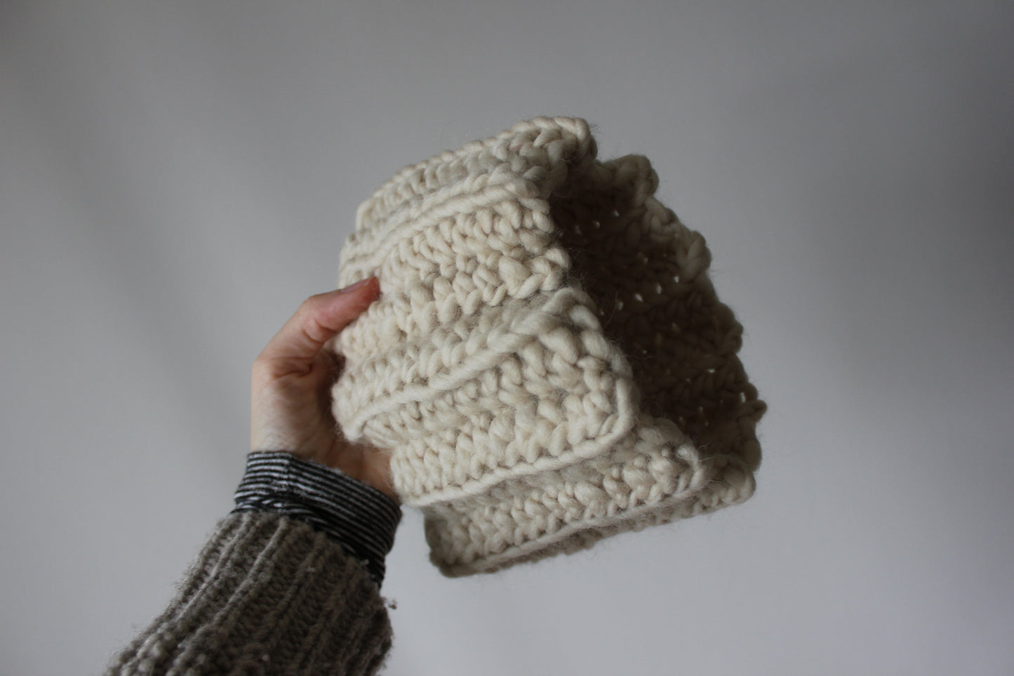 The Chunky Neckwarmer (Cream)