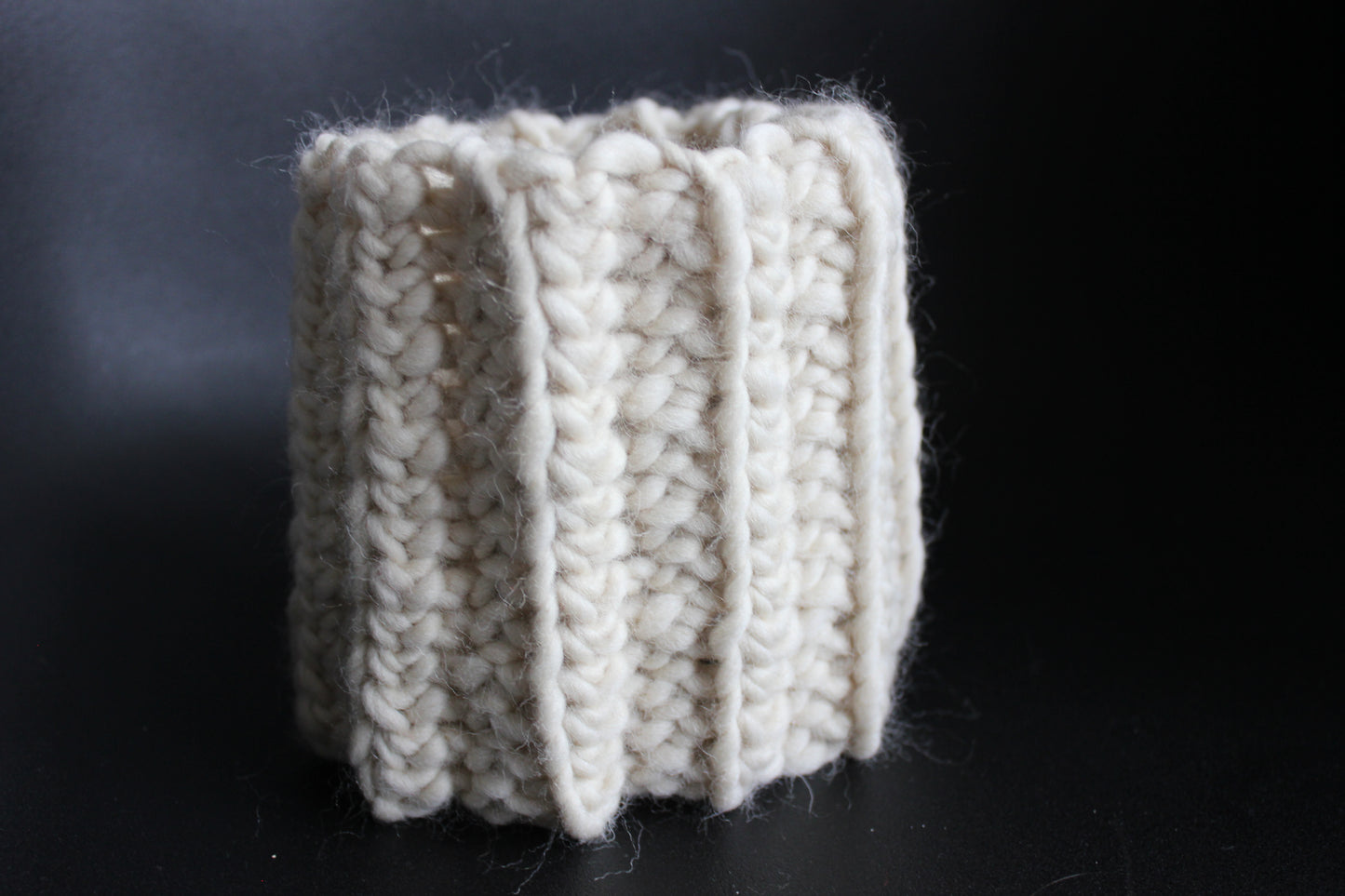 The Chunky Neckwarmer (Cream)