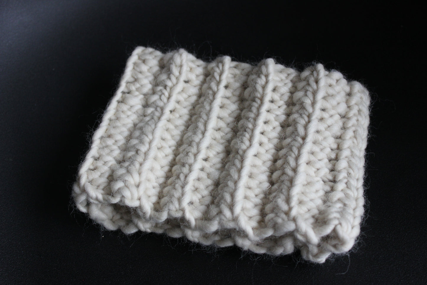 The Chunky Neckwarmer (Cream)