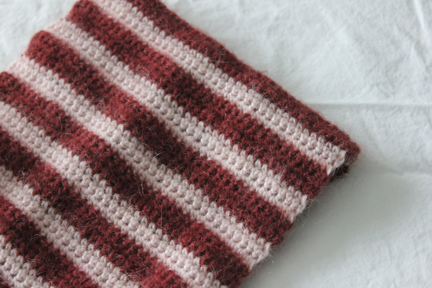 The Striped Neckwarmer (Valentines Edition)