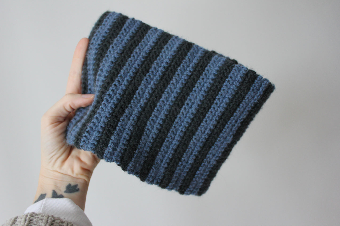 The Striped Neckwarmer (Blue edition)